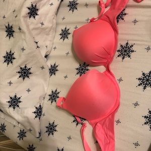 Fabulous plunge bra Victoria’s Secret